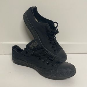 Converse All Star Chuck Taylor Low Top Men’s 12 Women 14